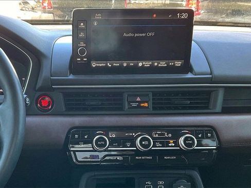 Used 2023 Honda Pilot Elite image 6