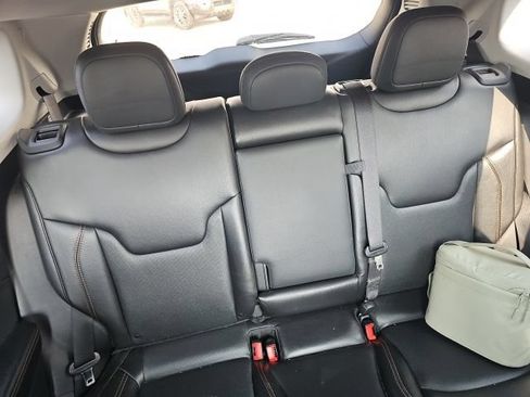 Used 2020 Jeep Compass Limited FWD image 9