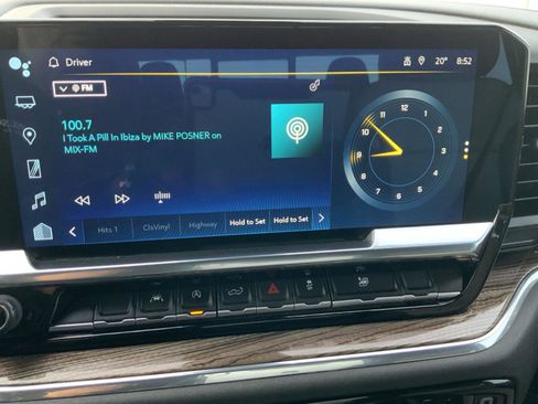 Used 2023 Chevrolet Silverado 1500 RST w/ Convenience Package II image 38