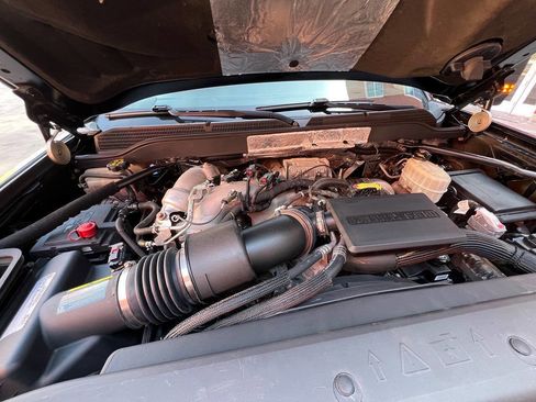 Used 2018 Chevrolet Silverado 2500 High Country w/ Duramax Plus Package image 30