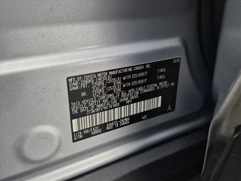 Used 2022 Toyota RAV4 XLE w/ Convenience Package FWD image 29