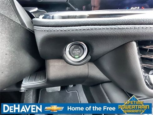 Used 2025 Chevrolet Tahoe Z71 AWD/4WD image 16