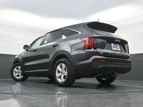 Used 2022 Kia Sorento LX FWD image 27