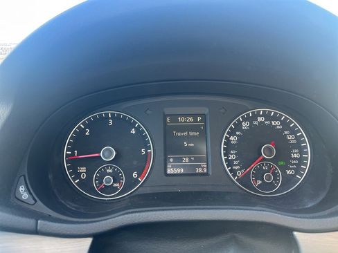 Used 2014 Volkswagen Passat TDI SE image 12