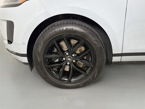 Used 2026 Land Rover Range Rover Evoque S AWD/4WD image 34