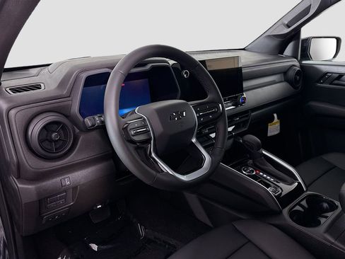 New 2026 Chevrolet Colorado Trail Boss w/ Off-Road Front Bumper Package image 9