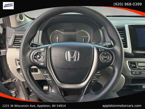 Used 2017 Honda Pilot EX image 15