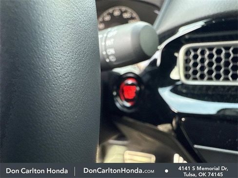 Certified 2025 Honda Civic Sport image 24