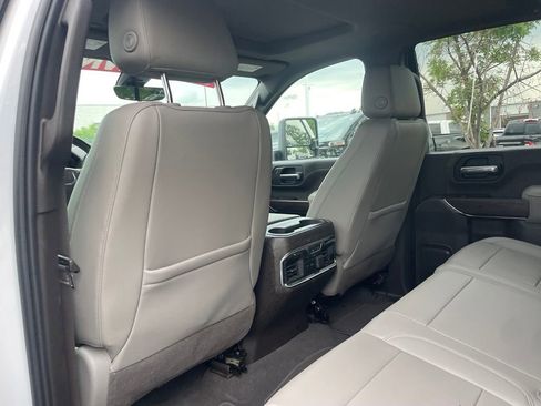 Used 2020 GMC Sierra 2500 SLT w/ SLT Premium Plus Package AWD/4WD image 23