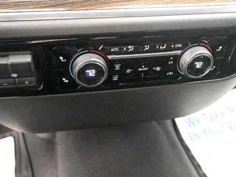 Used 2025 Chevrolet Silverado 1500 LT image 31