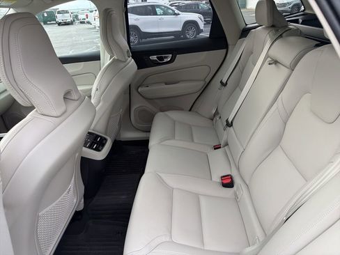 Used 2025 Volvo XC60 B5 Ultra w/ Protection Package Premier image 13