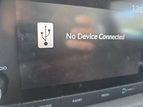 Used 2022 Honda Civic Sport image 14