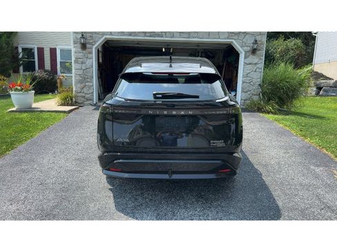Used 2024 Nissan Ariya AWD image 5