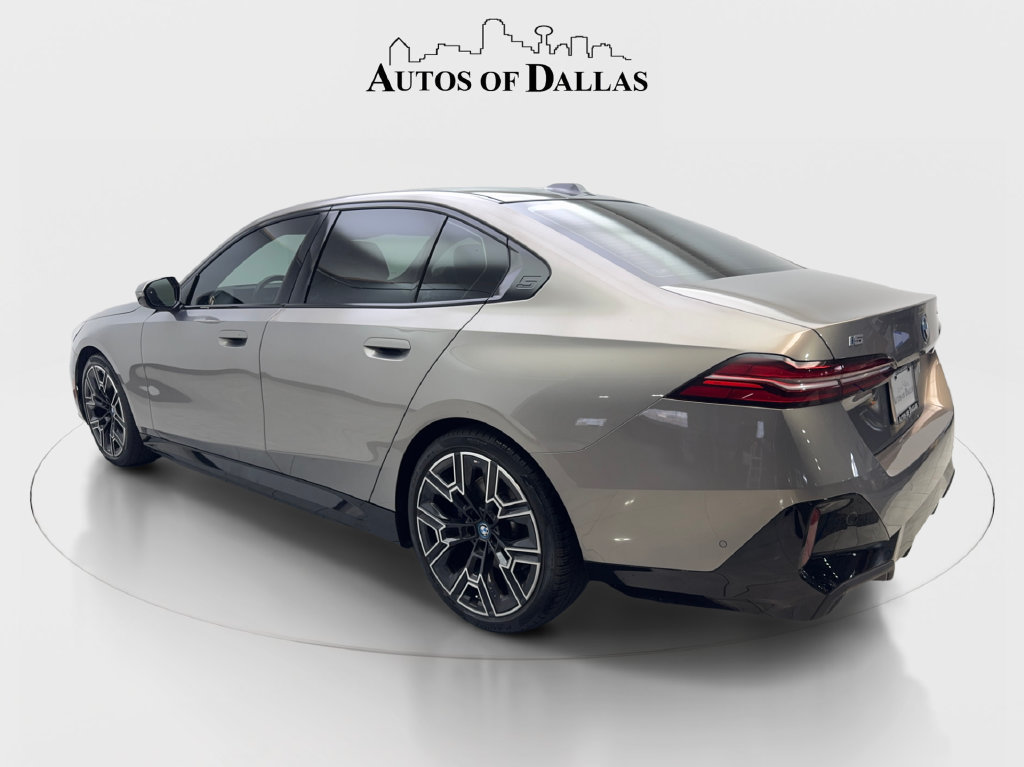 Used 2024 BMW i5 eDrive40i w/ M Sport Package RWD image 10