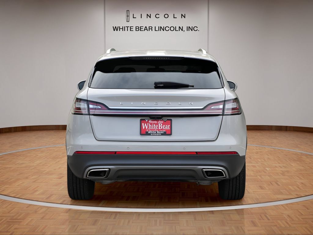 Used 2023 Lincoln Nautilus Reserve w/ Equipment Group 201A AWD/4WD image 6