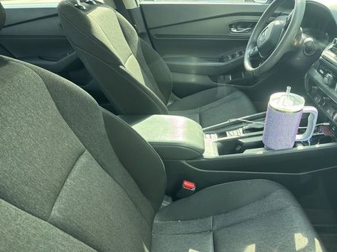 Used 2023 Honda Accord EX image 7