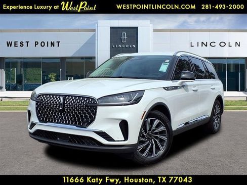 New 2026 Lincoln Aviator 2WD image 1