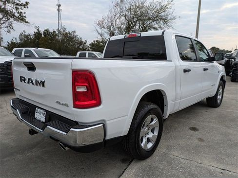 New 2026 RAM 1500 4x4 Crew Cab image 4