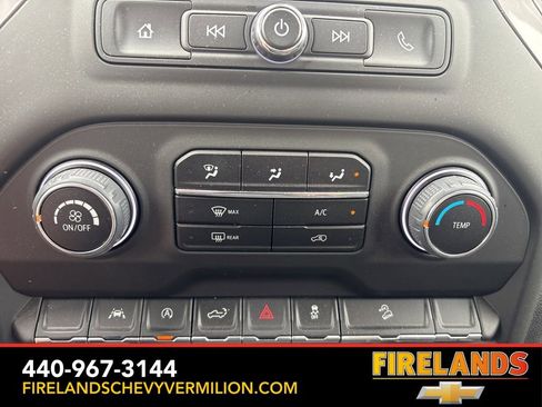 Used 2023 Chevrolet Silverado 1500 Custom Trail Boss w/ LPO, Dark Essentials Package AWD/4WD image 18