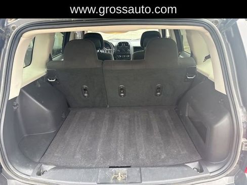 Used 2015 Jeep Patriot Sport w/ Tire & Wheel Group AWD/4WD image 22