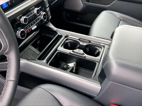 New 2026 Ford F350 Lariat w/ Lariat Ultimate Package image 7