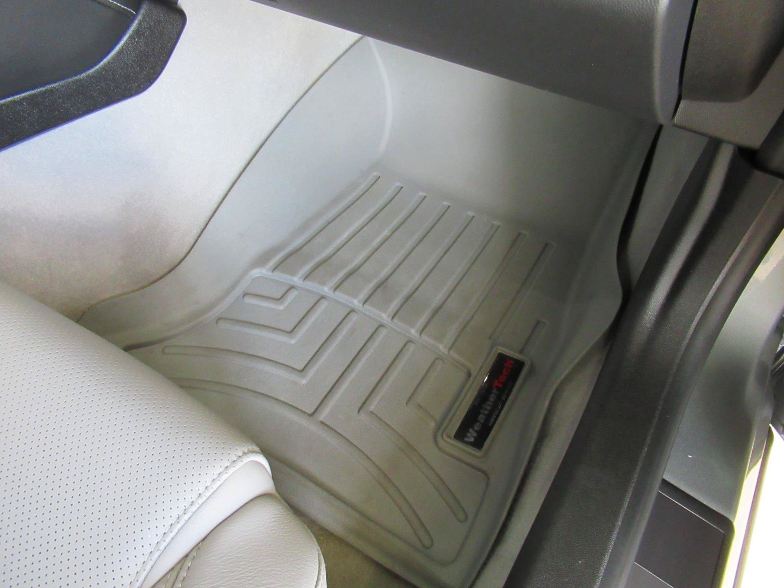 Used 2023 Chevrolet Camaro SS RWD image 11