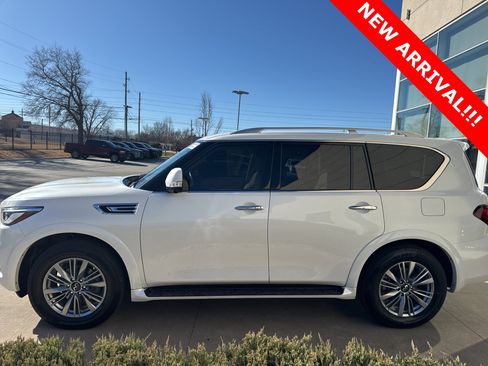 Certified 2022 INFINITI QX80 Luxe w/ Cargo Package image 3