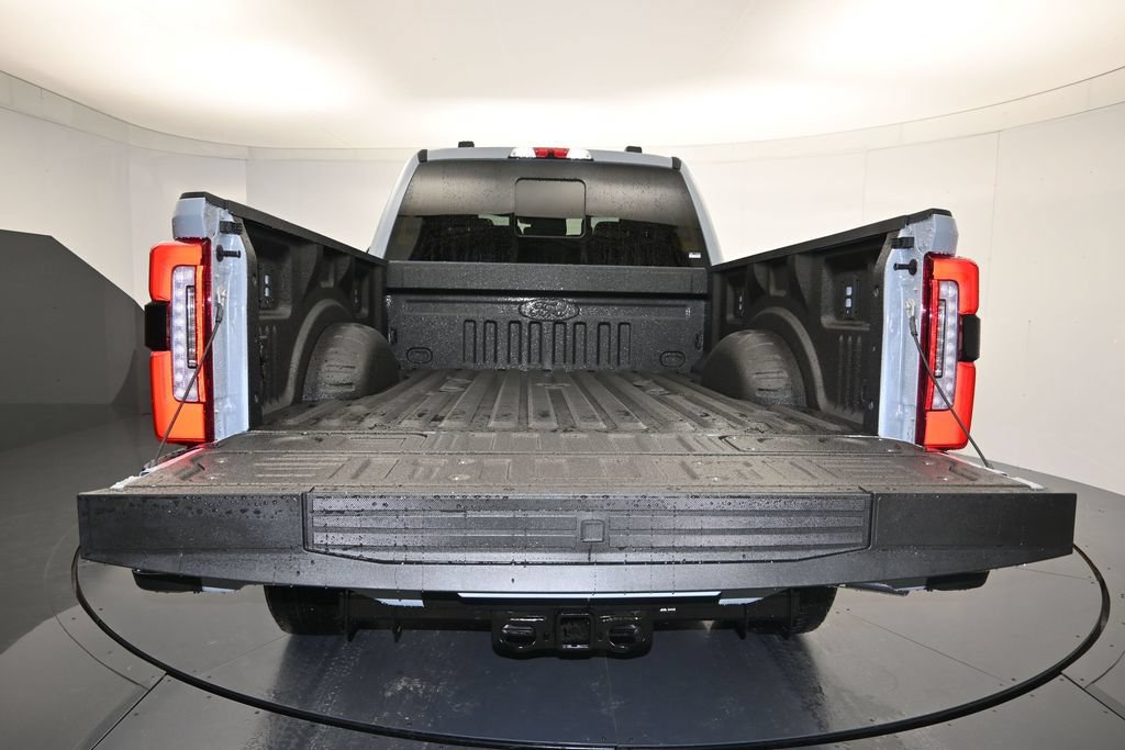 New 2026 Ford F350 Platinum AWD/4WD image 28
