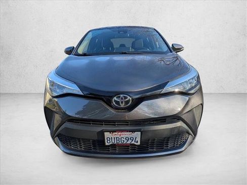 Used 2021 Toyota C-HR LE image 2