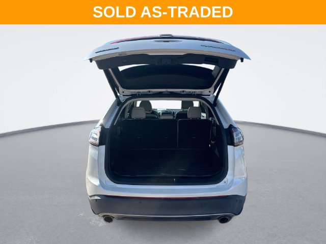 Used 2017 Ford Edge Titanium w/ Equipment Group 302A FWD image 24