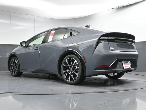 New 2026 Toyota Prius Plug-In Hybrid image 28