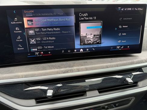 Certified 2024 BMW X7 xDrive40i w/ Executive Package image 23