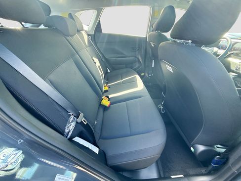New 2026 Hyundai Kona SE FWD image 19