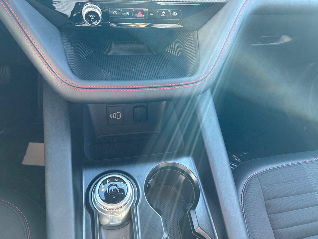 New 2027 Ford Explorer ST-Line w/ Premium Package AWD/4WD image 18