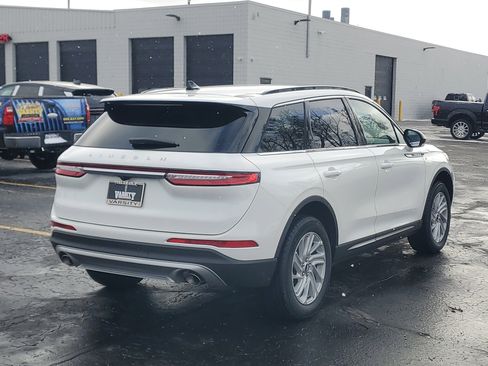 New 2026 Lincoln Corsair Premiere image 4