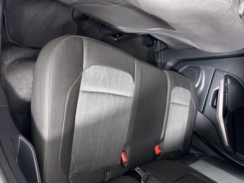 Used 2021 Ford EcoSport SE w/ SE Convenience Package image 18