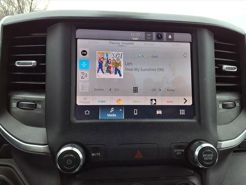 Used 2024 RAM 2500 Big Horn w/ Bed Utility Group image 11