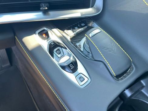 Used 2025 Chevrolet Corvette Z06 RWD image 21