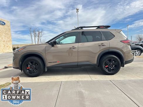 Used 2025 Nissan Rogue Rock Creek image 18