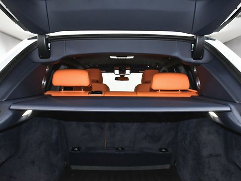 Used 2024 Rolls-Royce Cullinan image 94