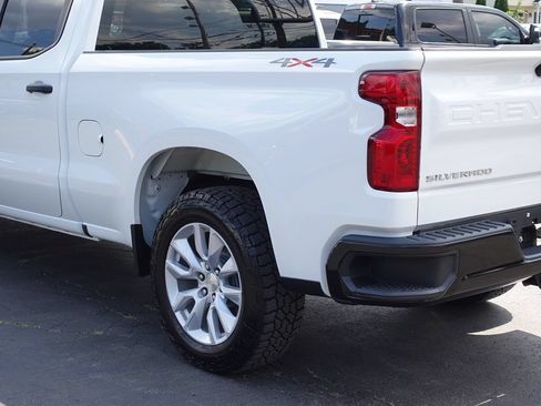 Used 2024 Chevrolet Silverado 1500 W/T w/ WT Value Package AWD/4WD image 9