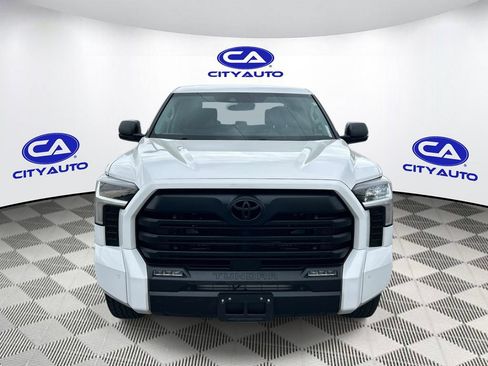 Used 2023 Toyota Tundra SR5 w/ SR5 Convenience Package AWD/4WD image 10