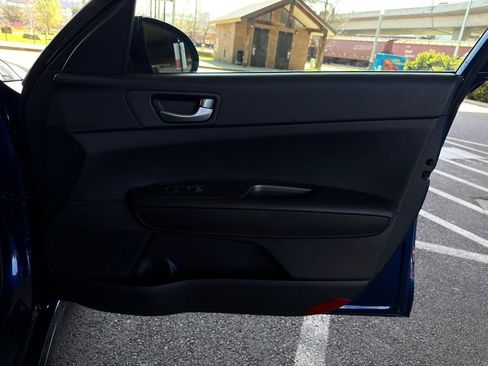 Used 2019 Kia Optima S image 26