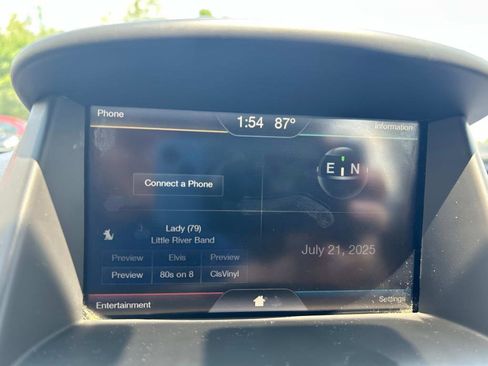 Used 2015 Ford Fiesta SE image 27