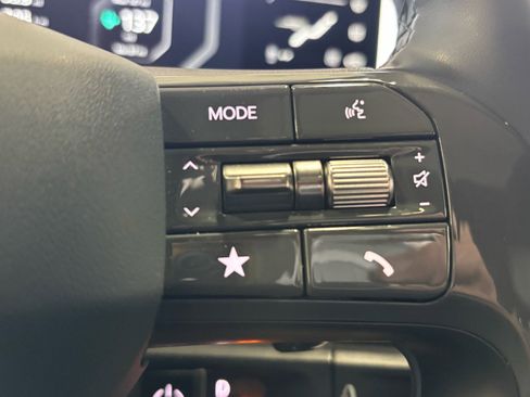 Used 2024 Kia EV9 GT-Line image 42