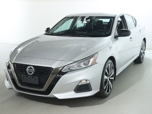 Used 2020 Nissan Altima 2.5 SR image 4