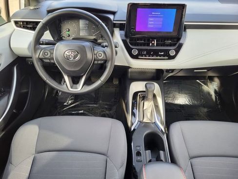 Used 2024 Toyota Corolla SE w/ Convenience Package image 14