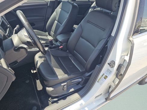 Used 2017 Volkswagen Golf Alltrack S AWD/4WD image 6
