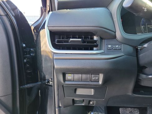 Used 2024 Toyota Grand Highlander XLE image 20