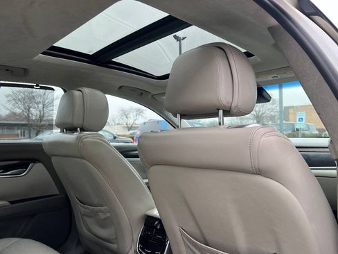Used 2013 Cadillac XTS Platinum AWD/4WD image 28